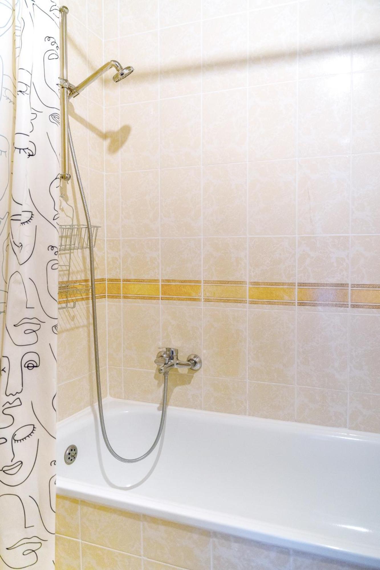 Sea View & Sundown, 150M From The Beach And Surf Spots Costa da Caparica Exterior foto